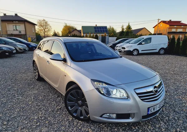 samochody osobowe Opel Insignia cena 26900 przebieg: 237000, rok produkcji 2009 z Dobra